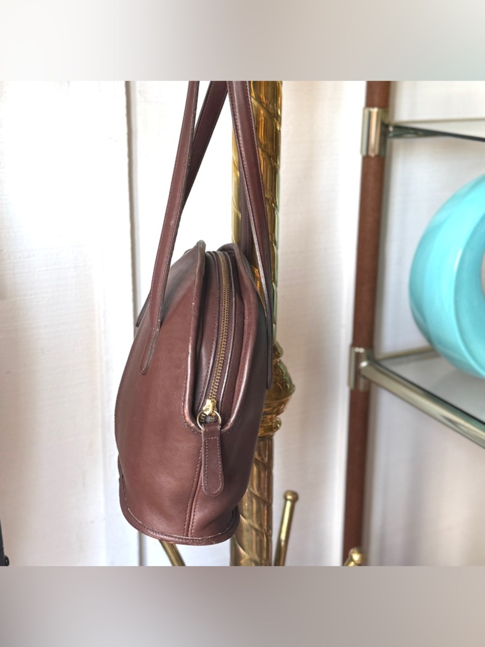 VTG Coach Asheville Zip | No. 9089 | Mahogany | Beautifully Aged - Picture 4 of 15